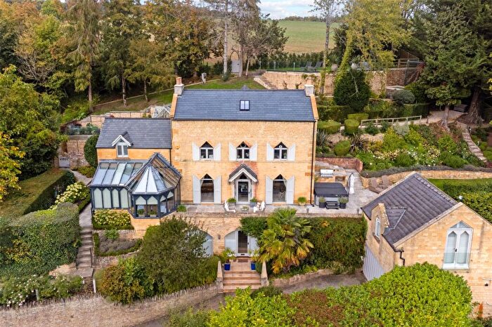 4 Bedroom Detached House For Sale In High Street, Blockley, Moreton-in-Marsh, Gloucestershire, GL56
