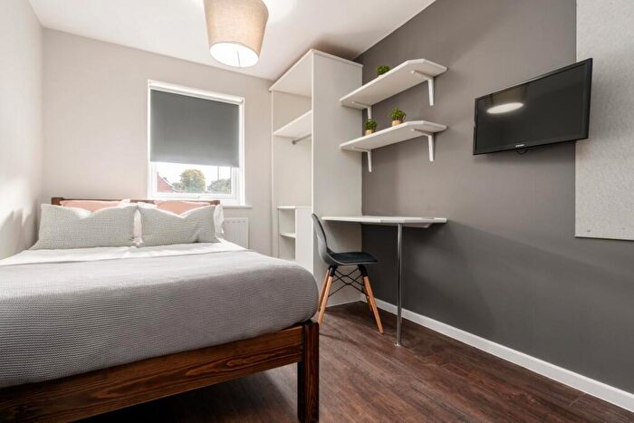 6 Bedroom House To Rent In Church Street, Nottingham, NG7