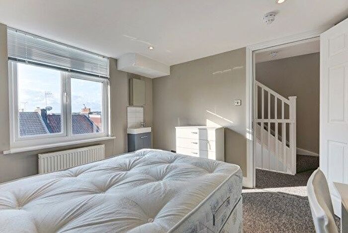 6 Bedroom Semi-Detached House To Rent In Southampton Street, Brighton, BN2