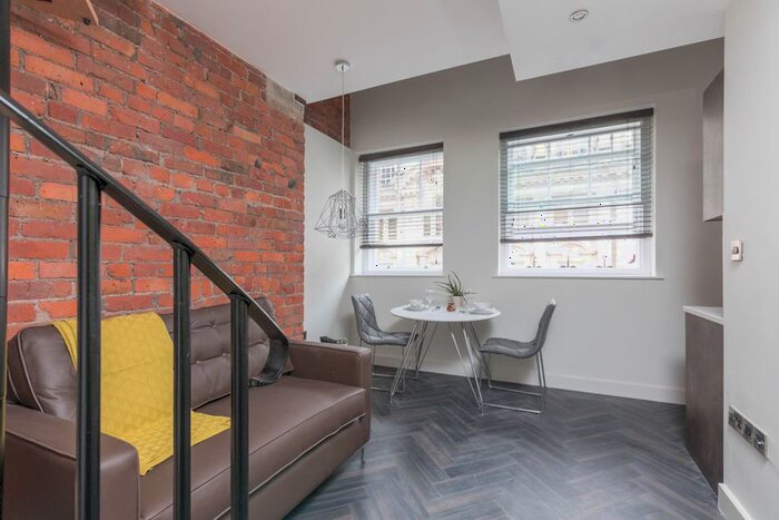 1 Bedroom Flat To Rent In King Street, Manchester, M2