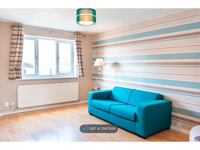 3 Bedroom Semi Detached House To Rent In Mutsilver Mews, Longlevens, Gloucester, GL2
