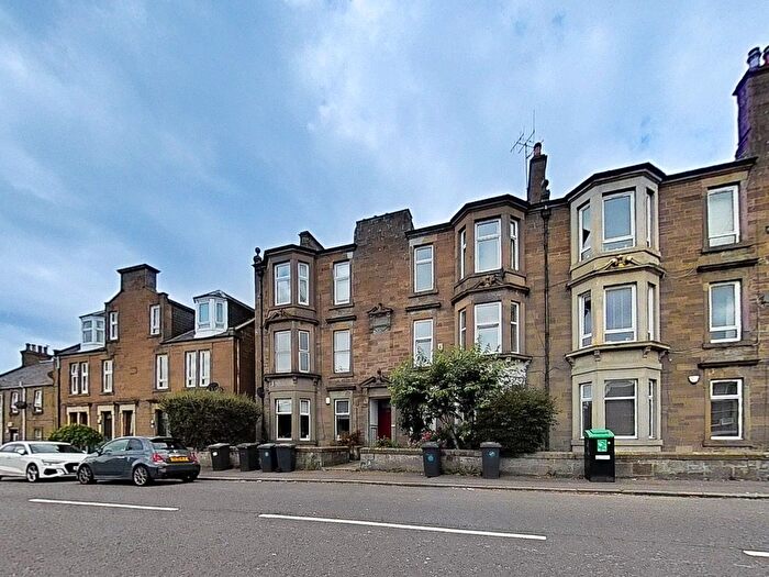 2 Bedroom Flat To Rent In Strathmartine Road, Strathmartine, Dundee, DD3