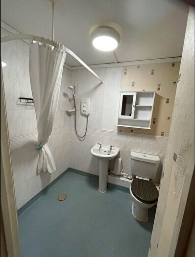 1 Bedroom Flat To Rent In Chapel Street, Barnoldswick, Lancashire, BB18