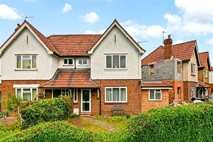 3 Bedroom Semi-Detached House For Sale In Thompson Avenue, Kew, Surrey, TW9