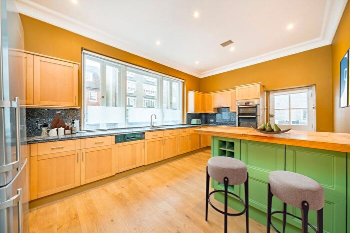 3 Bedroom Detached House To Rent In Hereford Square, South Kensington, SW7