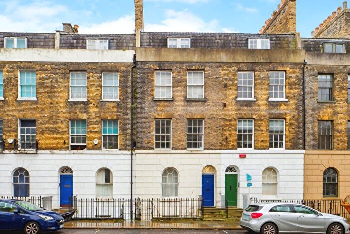 1 Bedroom Flat For Sale In Castle Street, Dover, Kent, CT16