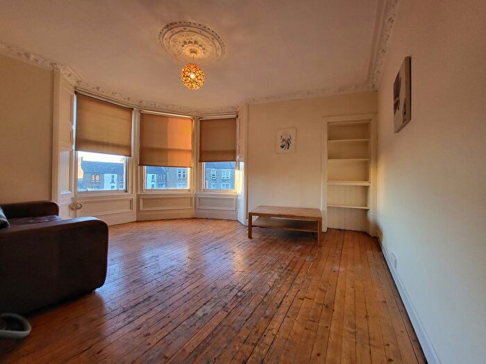 3 Bedroom Flat To Rent In Morgan Street, Dundee, DD4