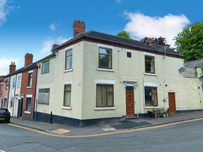 1 Bedroom Apartment To Rent In West Brampton, Newcastle, Staffordshire, ST5