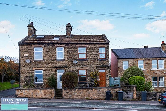 3 Bedroom Property To Rent In Bradley Road, Huddersfield, HD2