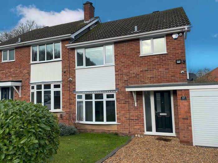 3 Bedroom Property To Rent In Ashdown Drive, Wordsley, DY8