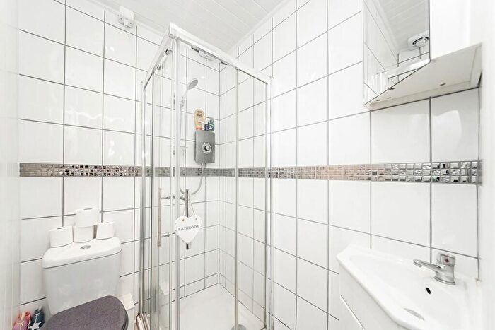 3 Bedroom Terraced House For Sale In Southern Drive, Loughton, Essex, IG10