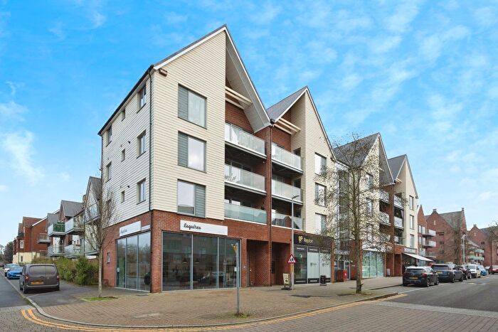 1 Bedroom Flat For Sale In Sir John Fogge Avenue, Ashford, TN23