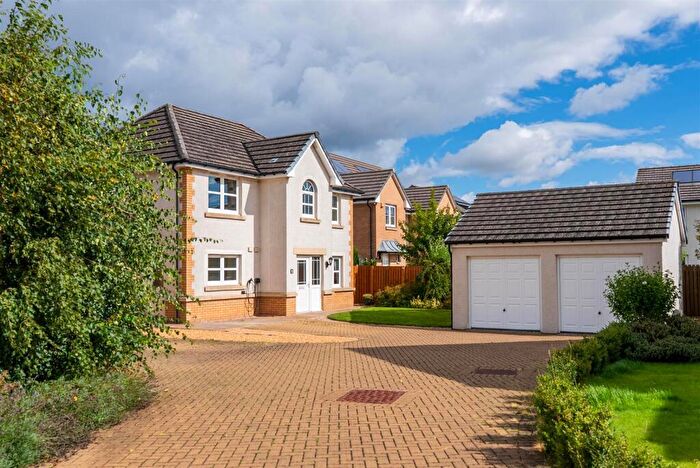 4 Bedroom Detached House For Sale In Poplar Avenue, Bridge Of Earn, PH2