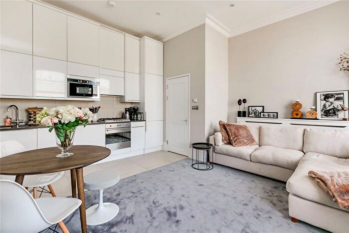 1 Bedroom Flat For Sale In Cromwell Road, London, SW5