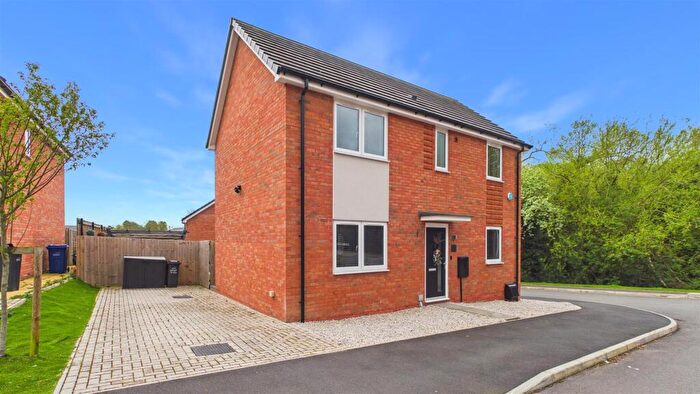 3 Bedroom Detached House For Sale In The Ridge, Stourbridge, DY8