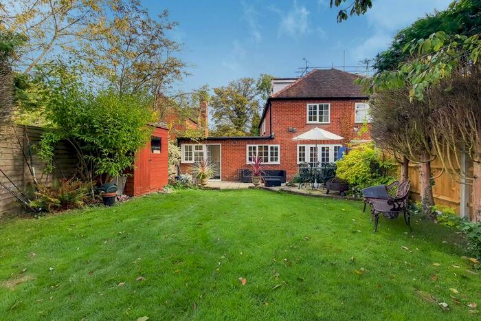 3 Bedroom Semi-Detached House For Sale In Littlefield Green, Berkshire, Maidenhead, SL6