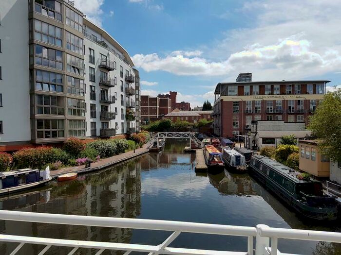 Apartment To Rent In Watermarque, Browning Street, Block B, Birmingham, West Midlands, B16