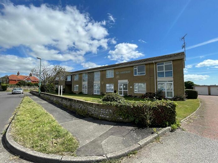 1 Bedroom Flat To Rent In Greentrees, Cokeham Lane, Lancing, BN15