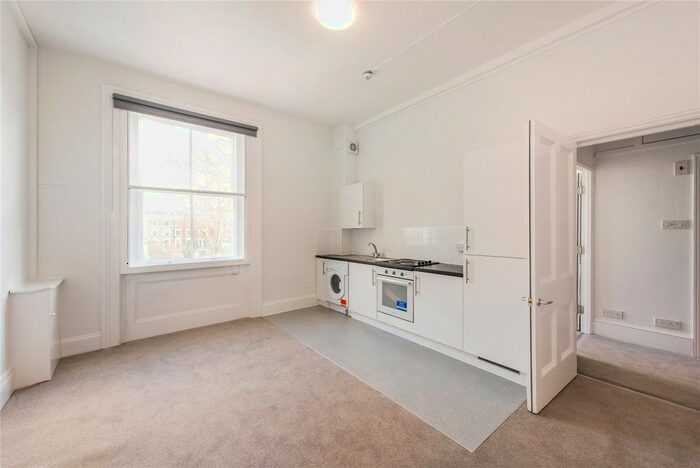 1 Bedroom Flat To Rent In Onslow Gardens, South Kensington, London, SW7