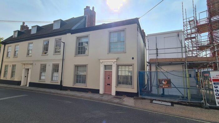 3 Bedroom Semi-Detached House To Rent In Lower Brook Street, Ipswich, IP4