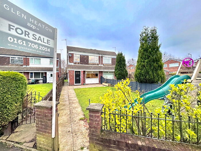 3 Bedroom Semi Detached House For Sale In Minsmere Walks, Offerton, Stockport, SK2