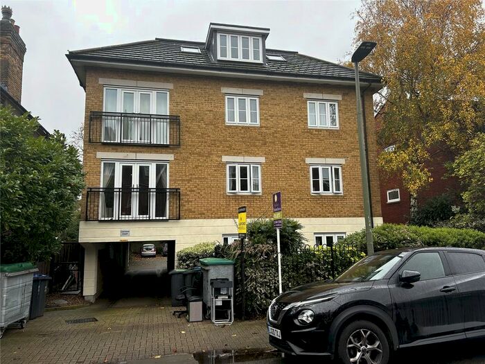 2 Bedroom Flat To Rent In Lansdowne Road, Bromley, BR1