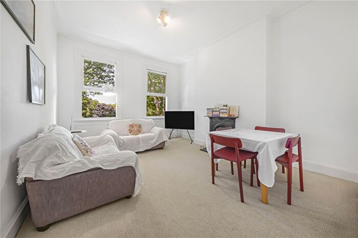 2 Bedroom Flat To Rent In Randolph Avenue, Maida Vale, London, W9