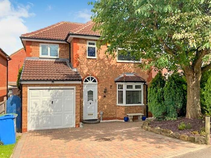 4 Bedroom Property To Rent In Blenheim Rise, Worksop, S81