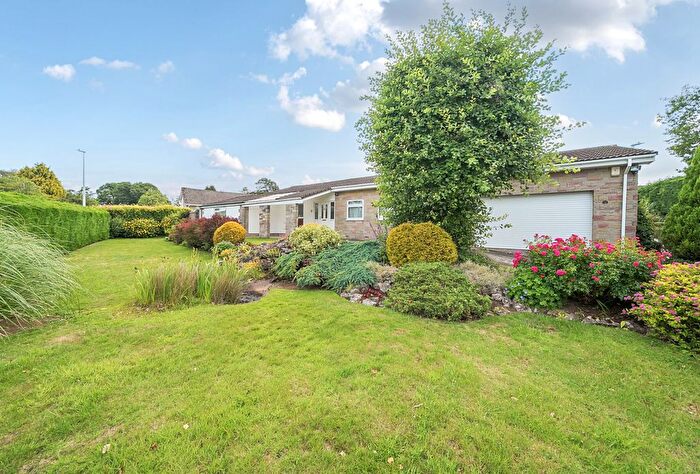 3 Bedroom Bungalow For Sale In Belmont Drive, Failand, Bristol, North Somerset, BS8