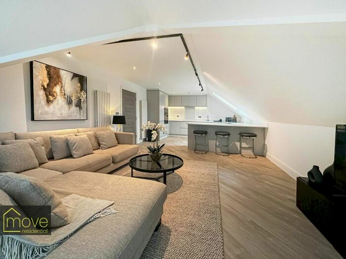 2 Bedroom Flat To Rent In Carnatic Road, Mossley Hill, Liverpool, Merseyside, L18