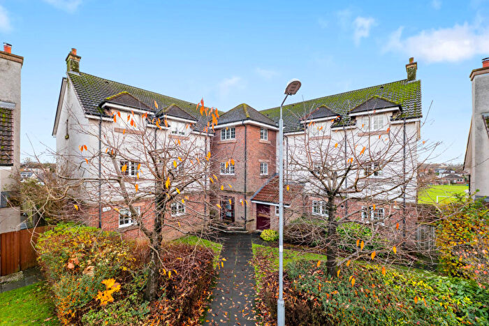 2 Bedroom Flat For Sale In Kessington Square, Bearsden, G61