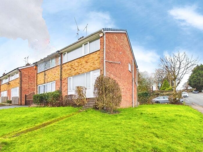 3 Bedroom Semi Detached House For Sale In Summerbridge Crescent, Bradford, BD10