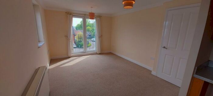 1 Bedroom Flat To Rent In Cadwal Court, Llantwit Fardre, Pontypridd, CF38