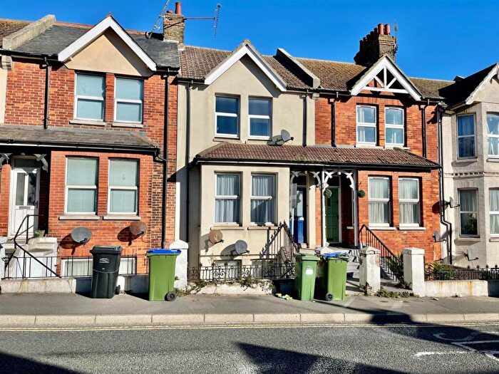 1 Bedroom Flat For Sale In Brighton Road, Newhaven, BN9
