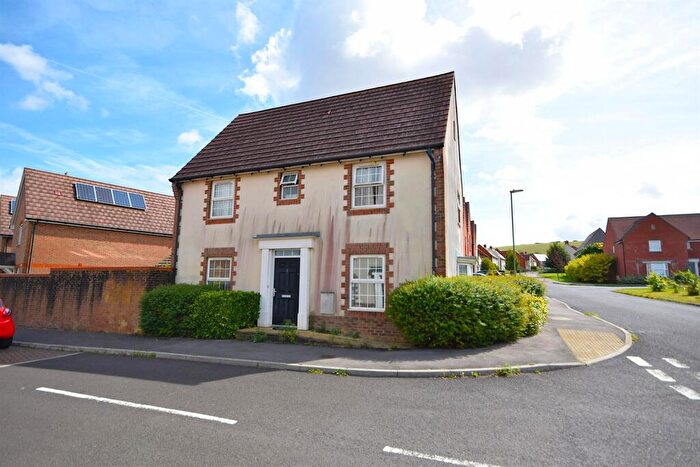3 Bedroom Detached House To Rent In Appleton Close, Clanfield, Waterlooville, PO8