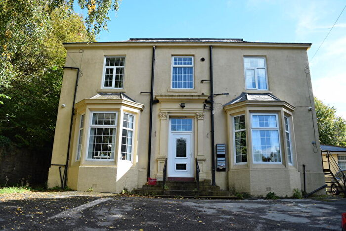 1 Bedroom Apartment To Rent In Flat, East Park Rd, BB1