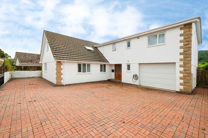 5 Bedroom Detached House For Sale In North Hill, Launceston, PL15
