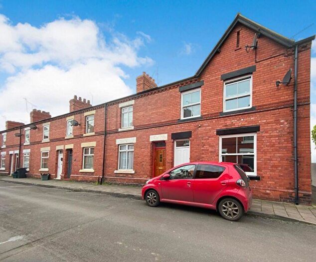 2 Bedroom Apartment To Rent In West Street, Hoole, CH2