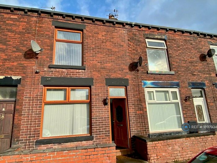 2 Bedroom Terraced House To Rent In Ivanhoe Street, Bolton, BL3
