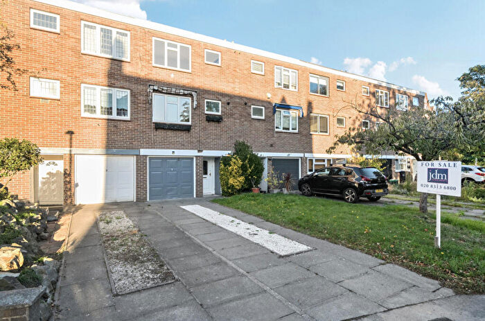 3 Bedroom Terraced House For Sale In Highland Road, Bromley, BR1