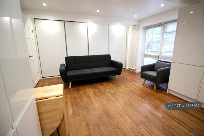 2 Bedroom Flat To Rent In Highgate Road, London, NW5