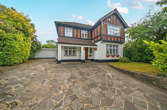 4 Bedroom Detached House For Sale In Crofton Road, Orpington, BR6
