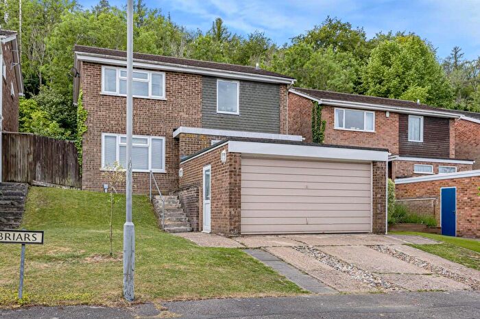 4 Bedroom Detached House For Sale In The Briars, High Wycombe, HP11