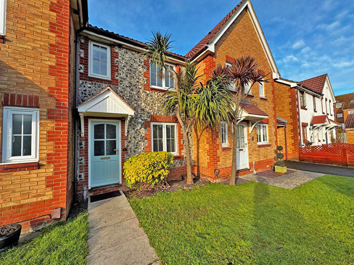 2 Bedroom Terraced House For Sale In Anchor Close, Shoreham-by-Sea, BN43
