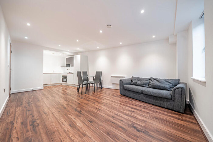 1 Bedroom Apartment To Rent In Albion House, Pope Street, B1