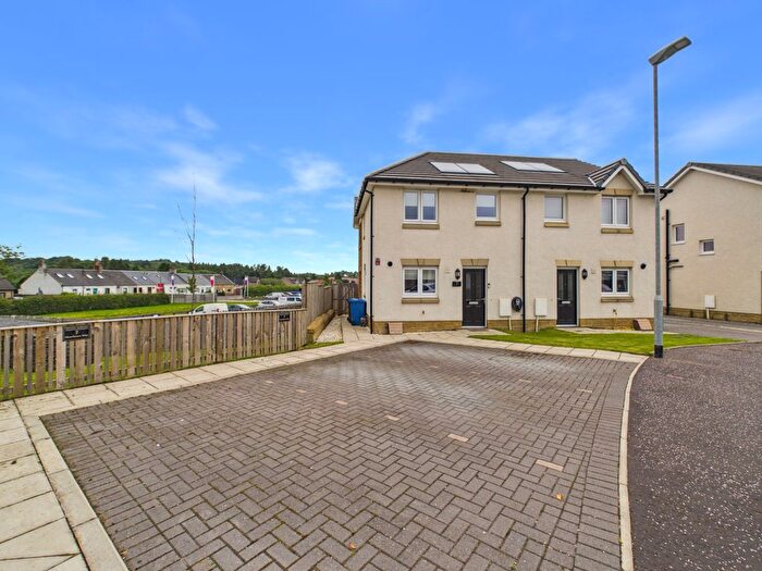 3 Bedroom Semi-Detached House For Sale In Hawthorn Way, Glenboig, Coatbridge, ML5