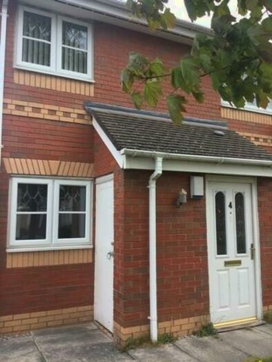 2 Bedroom Ground Flat To Rent In Milton Close, CH65