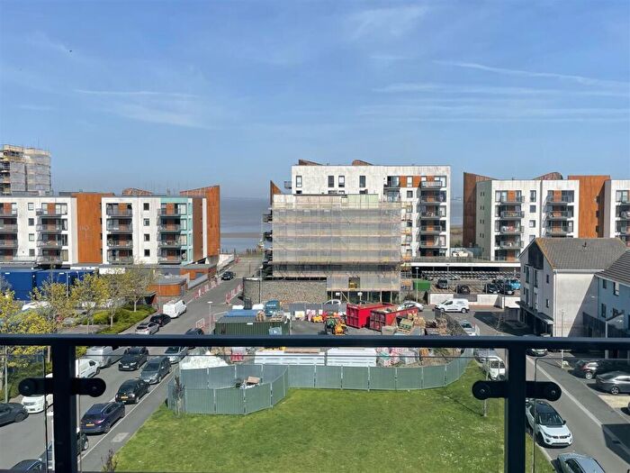 2 Bedroom Apartment For Sale In Newfoundland Way, Portishead, BS20