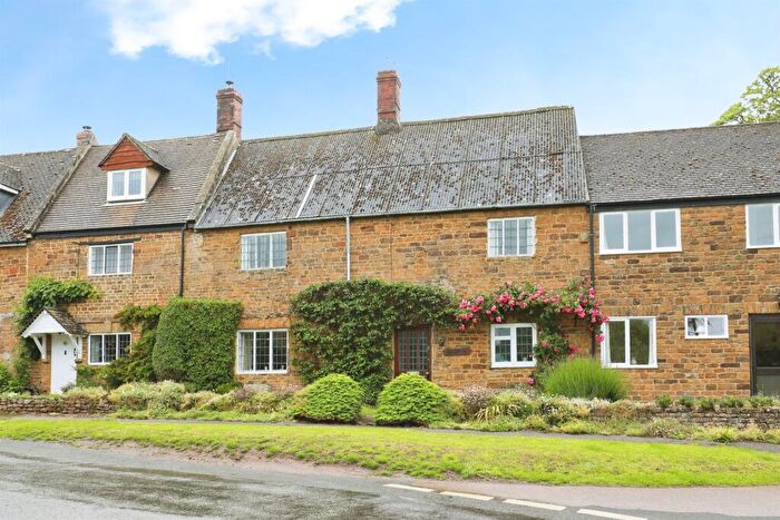 3 Bedroom Terraced House For Sale In The Green, Shenington, Banbury, OX15