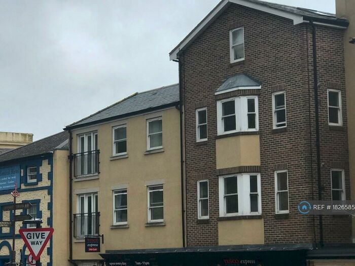 1 Bedroom Flat To Rent In Jellicoe House, Ventnor, PO38